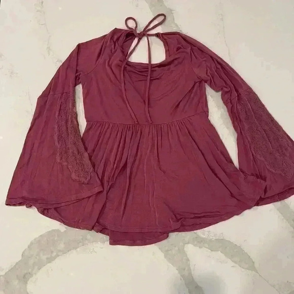 American Eagle Soft Sexy Pink Long Sleeve Open Back Embroidered Top Womens Small - Picture 4 of 4